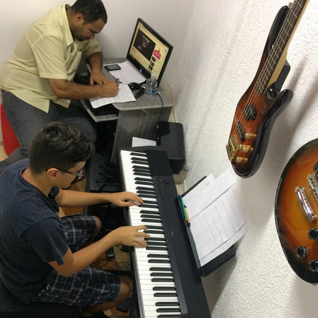 Escola de Música para Adultos